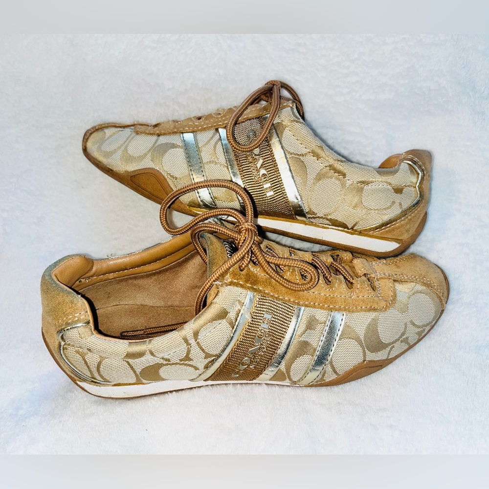 Coach Remonna Logo Tan and Gold Sneakers Sz 7